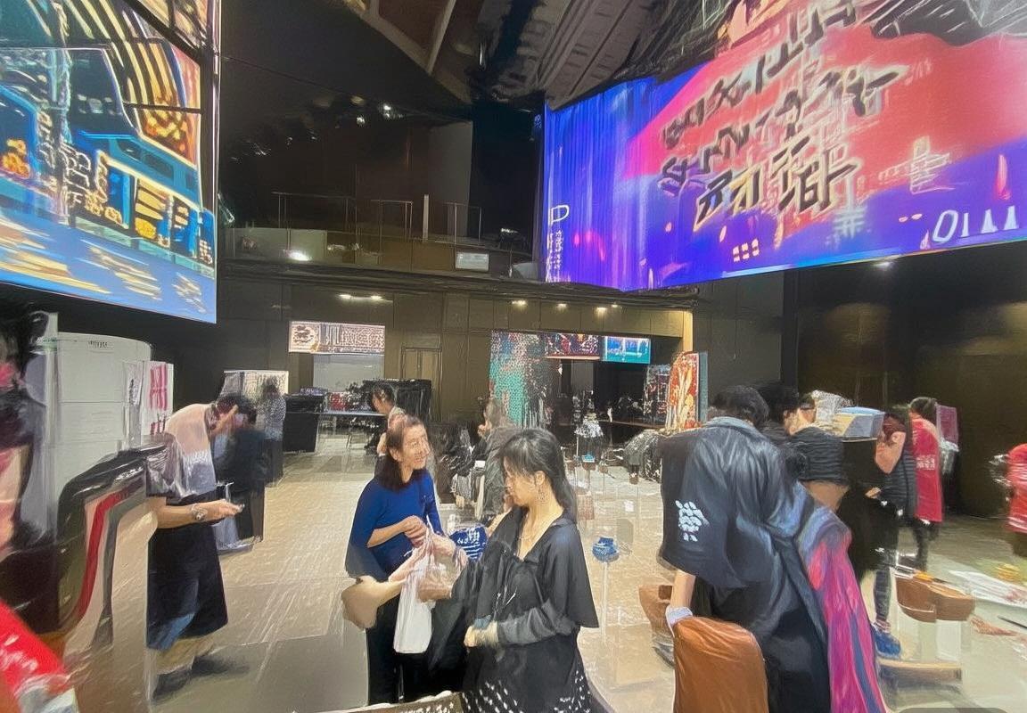 弗拉霍维奇：引领足球新潮流的年轻新星解析(图2)